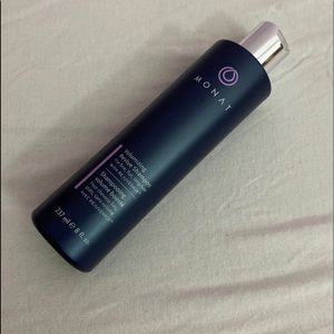 Monat VOLUMIZING REVIVE SHAMPOO BRAND NEW